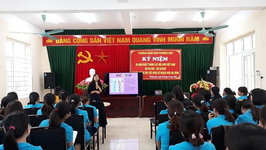 Công đoàn trường Mầm non Phượng Dực: Nhiều hoạt động chào mừng ngày Phụ nữ Việt Nam