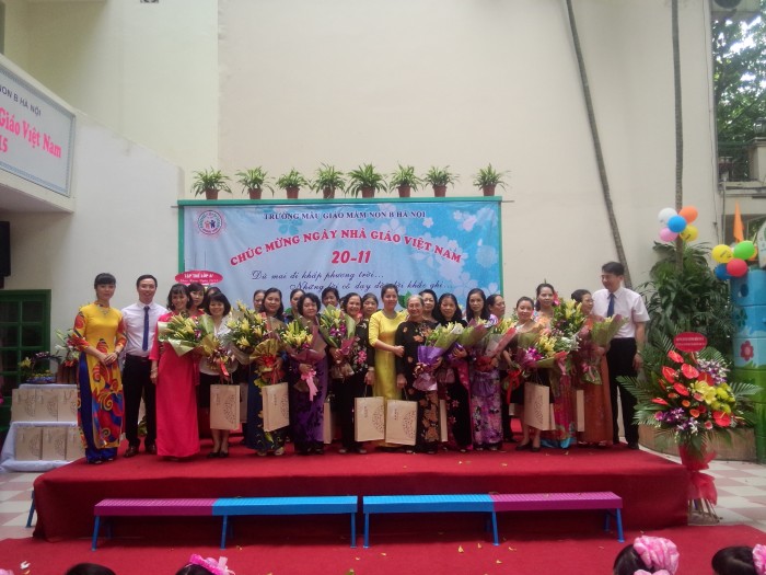 Trường mẫu giáo Mầm non B kỷ niệm ngày Nhà giáo Việt Nam