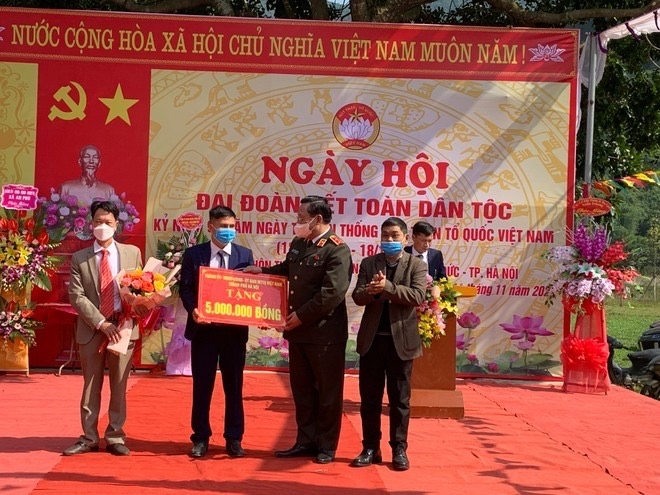 Giám đốc Công an thành phố Hà Nội tham dự Ngày hội Đại đoàn kết toàn dân tộc tại Mỹ Đức