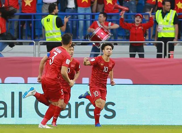 VietinBank tặng thưởng đội tuyển Việt Nam 1 tỷ đồng sau trận thắng Jordan