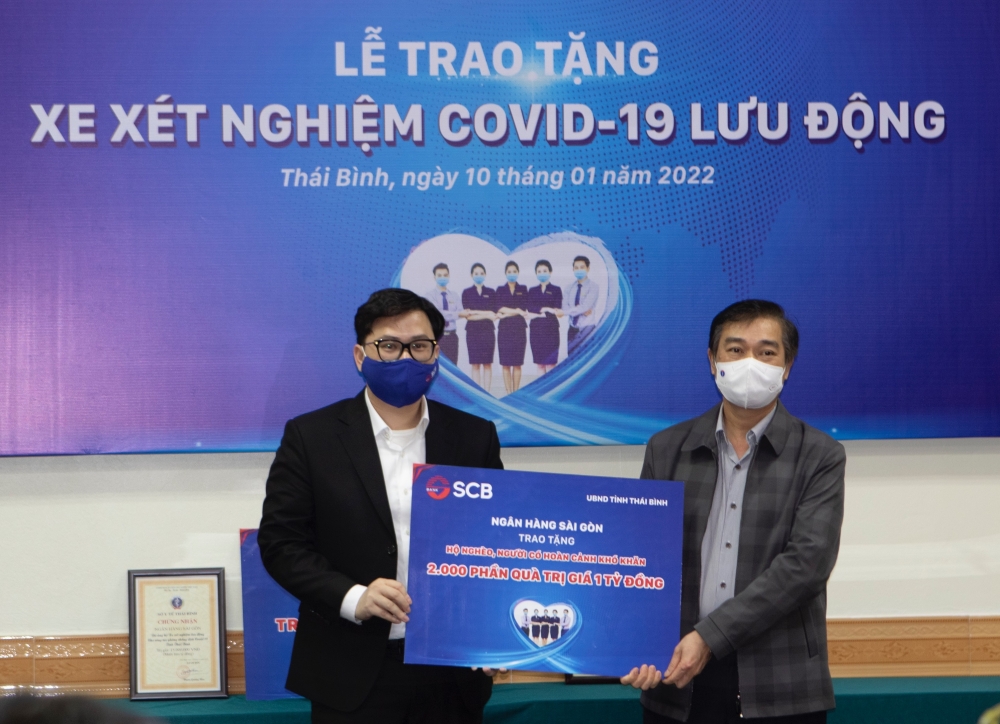 SCB tiếp tục hoạt động trao tặng xe xét nghiệm lưu động tại Thái Bình và Thanh Hóa