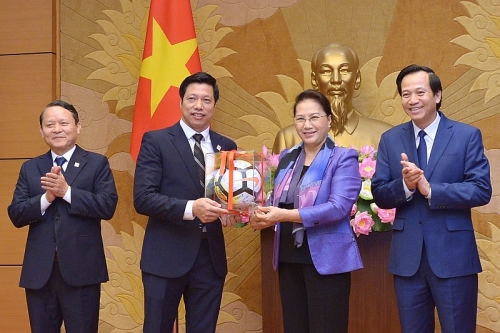 Văn Phú – Invest được Chủ tịch Quốc hội vinh danh cho nhiều đóng góp đáng ghi nhận