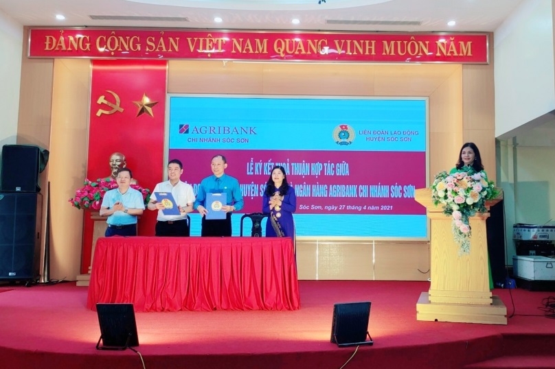Liên đoàn Lao động huyện Sóc Sơn: Ký kết thỏa thuận hợp tác về phúc lợi đoàn viên
