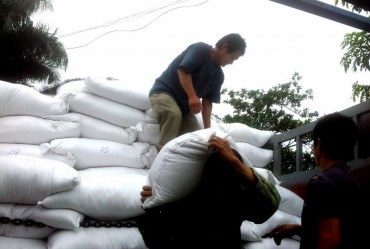 Hỗ trợ gạo cho 6 huyện nghèo tỉnh Hà Giang