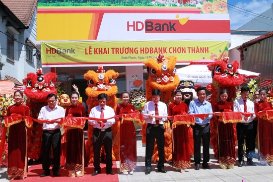Khai trương HDBank Chơn Thành - điểm giao dịch thứ 4 tại Bình Phước