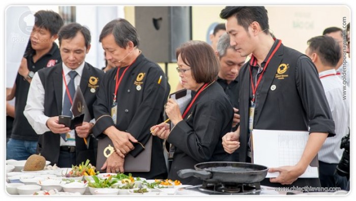 Hơn 40 đầu bếp tham dự “Chiếc thìa vàng 2015”
