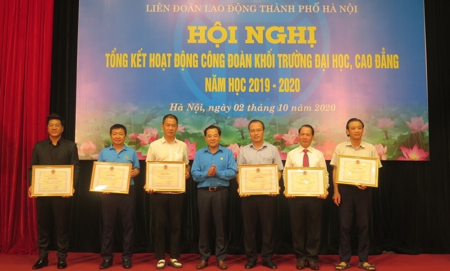 Thực hiện tốt mọi chức năng nhiệm vụ của tổ chức Công đoàn