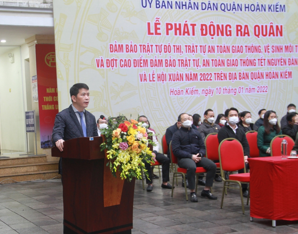 Quận Hoàn Kiếm ra quân đảm bảo trật tự đô thị và Lễ hội Xuân 2022