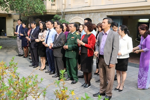LĐLĐ quận Hoàn Kiếm tham gia Lễ dâng hương cố Tổng Bí thư Trần Phú