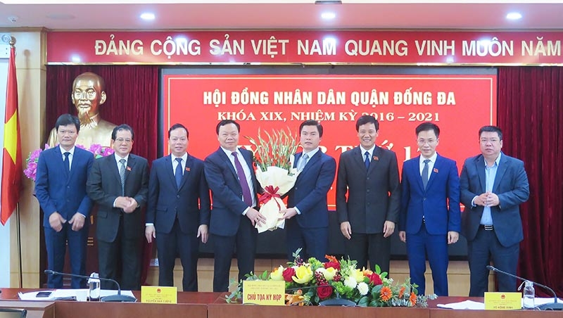 Ông Lê Tuấn Định giữ chức Chủ tịch Uỷ ban nhân dân quận Đống Đa