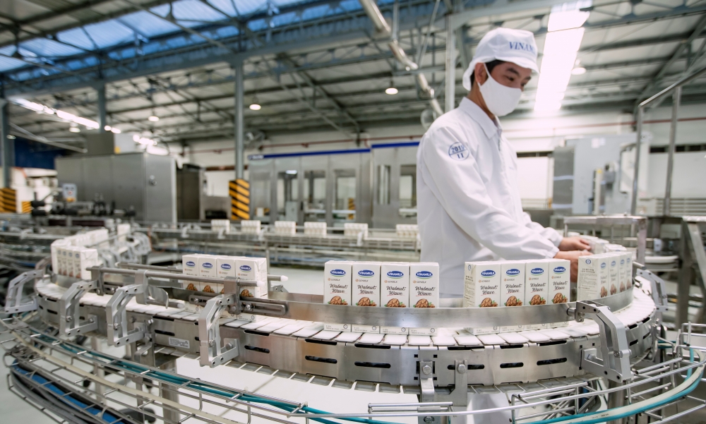 Với 13 nhà máy hiện đại, Vinamilk hiện có thể sản xuất hơn 28 triệu hộp sữa nước mỗi ngày