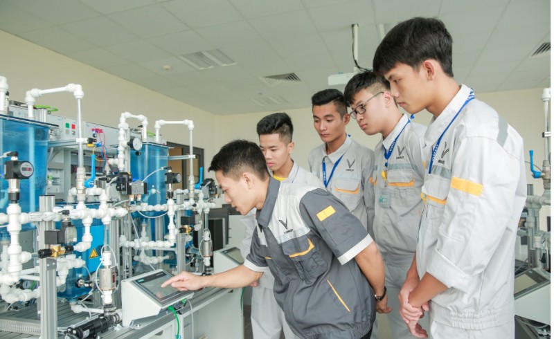 Lần đầu tiên người trẻ Việt có cơ hội học nghề theo “chuẩn” thế giới