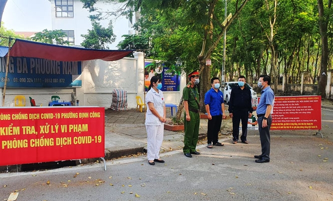 Thành lập Tổ công tác của Ban Chỉ đạo phòng, chống dịch Covid-19 thành phố Hà Nội phụ trách theo địa bàn quận, huyện