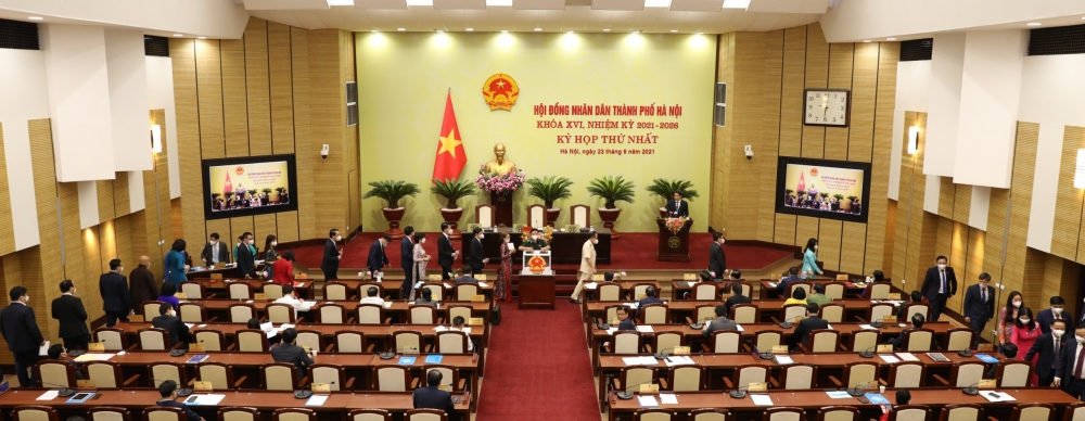 6 Phó Chủ tịch Ủy ban nhân dân thành phố Hà Nội khoá XVI