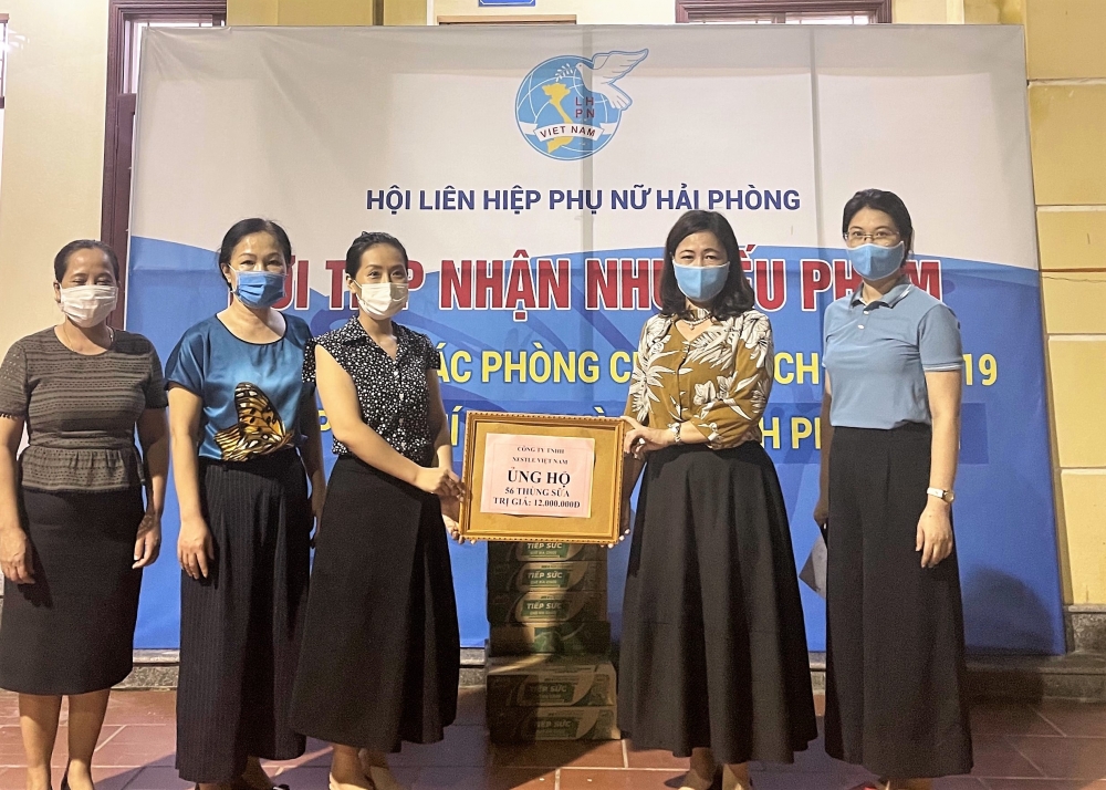 Nestlé Việt Nam tặng quà cho thiếu nhi  bị ảnh hưởng bởi đại dịch Covid-19
