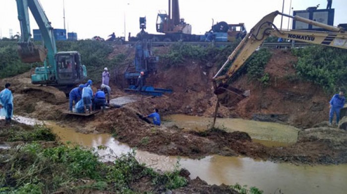 Hà Nội đề nghị xây khẩn cấp tuyến ống dẫn nước sạch
