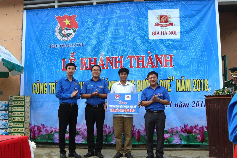 Khánh thành công trình thanh niên “Ánh sáng đường quê” tại tỉnh Quảng Trị