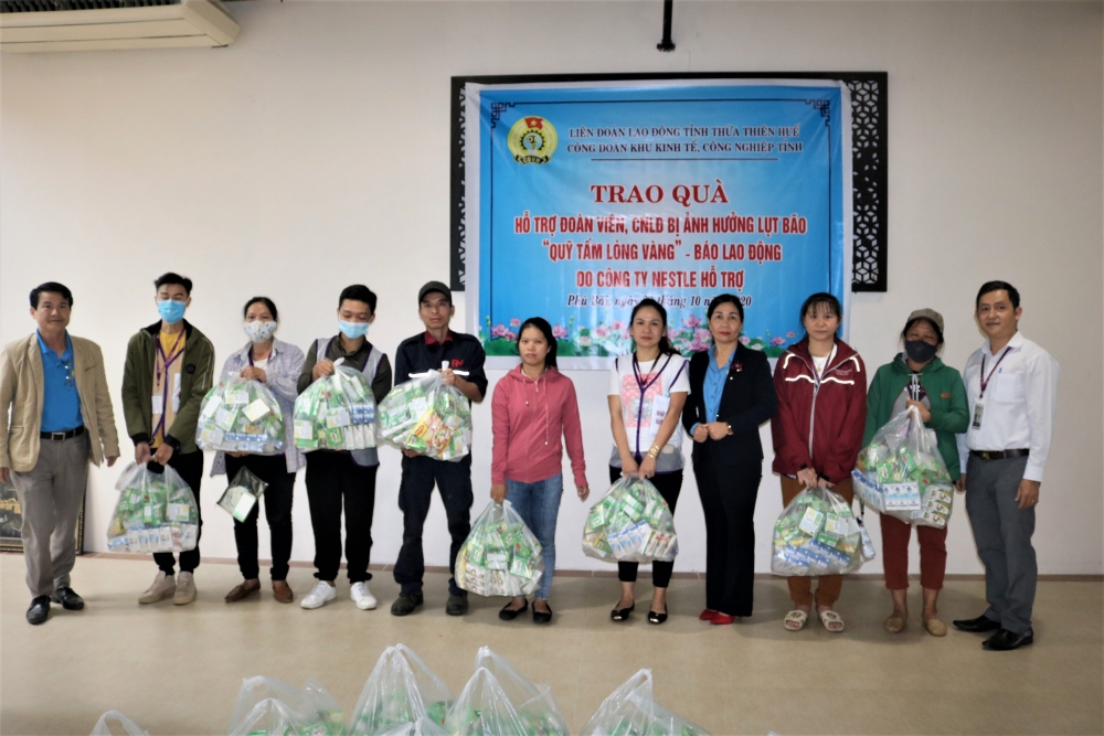Nestlé Việt Nam chung tay hỗ trợ  đồng bào miền Trung bị ảnh hưởng bởi lũ lụt