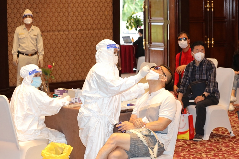 Bật mí những trải nghiệm đầu tiên của đoàn khách quốc tế hộ chiếu vắc xin tại Phú Quốc United Center