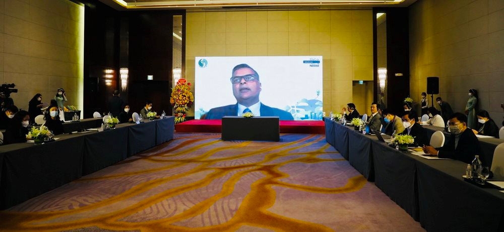 Nestlé Việt Nam hợp tác với Tổng cục Môi trường và công bố Cam kết trung hòa nhựa đến năm 2025