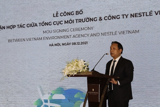 Nestlé Việt Nam hợp tác với Tổng cục Môi trường và công bố Cam kết trung hòa nhựa đến năm 2025