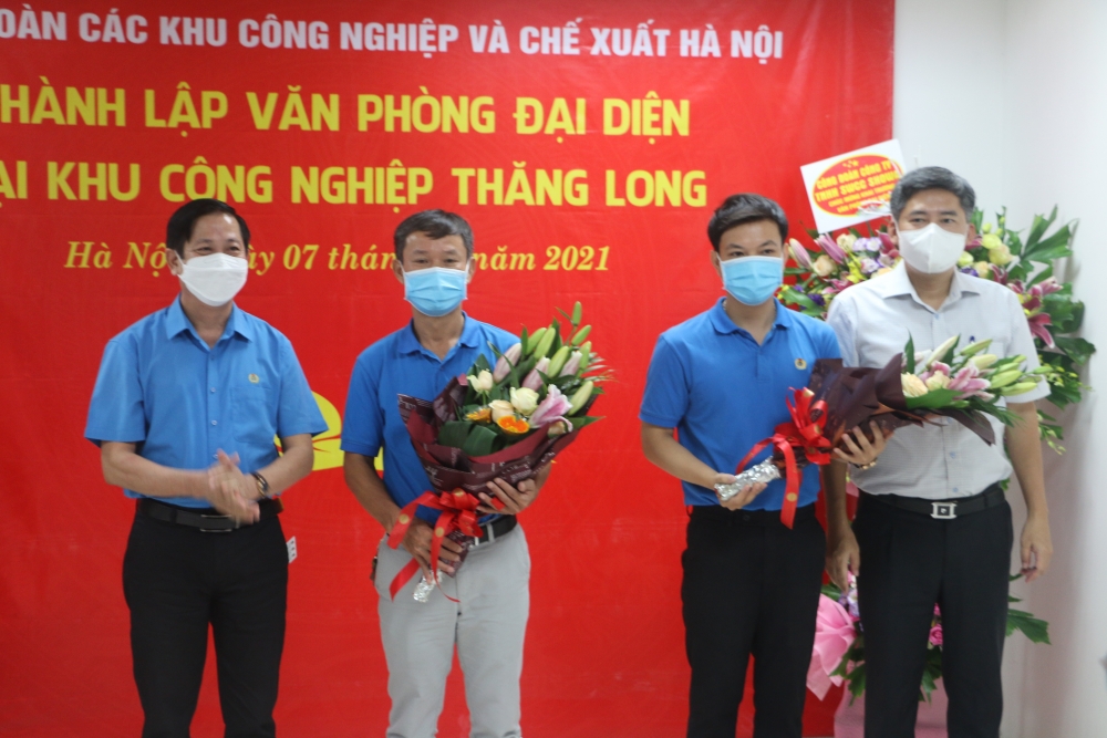Công đoàn các Khu Công nghiệp và Chế xuất Hà Nội ra mắt 2 văn phòng đại diện