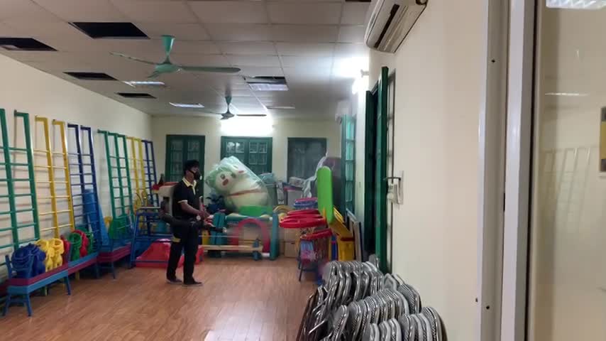 Trường Mẫu giáo Mầm non B, quận Hoàn Kiếm phun khử khuẩn trường lớp